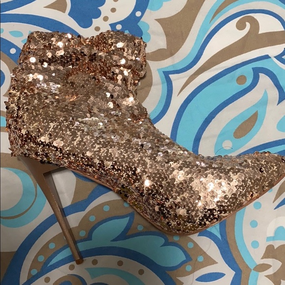 Heels - Picture 1 of 2